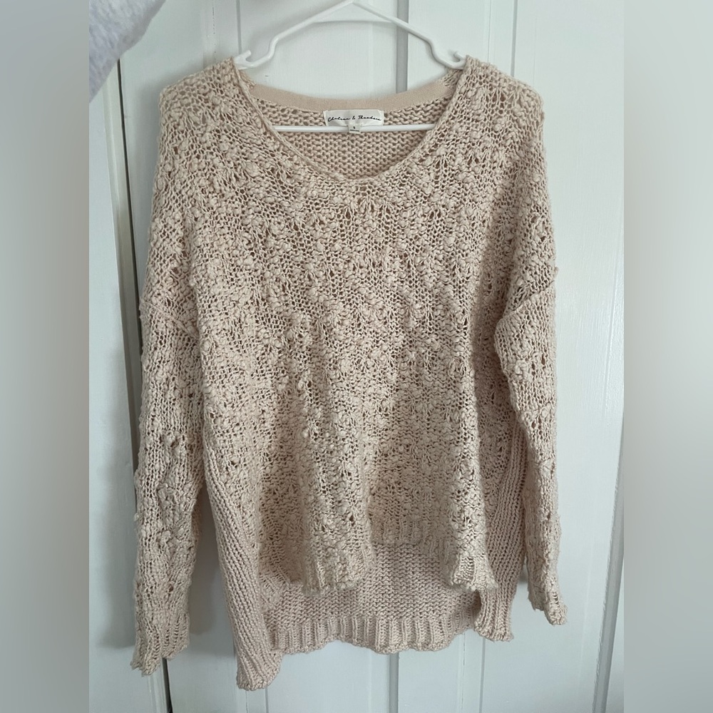 NEVER WORN Chelsea and Theodore cream sweater size S